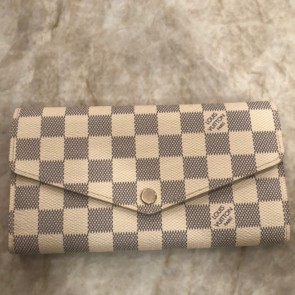 Louis Vuitton Sarah Damier Azur Wallet